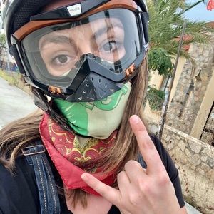 Meet your Posher, Amanda